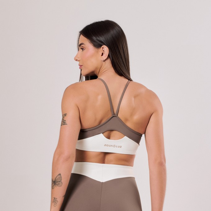 Top Castanho com Recorte Off White