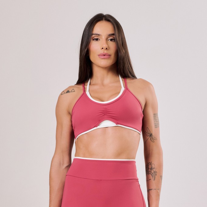 Top Sobreposição Cereja com Off White