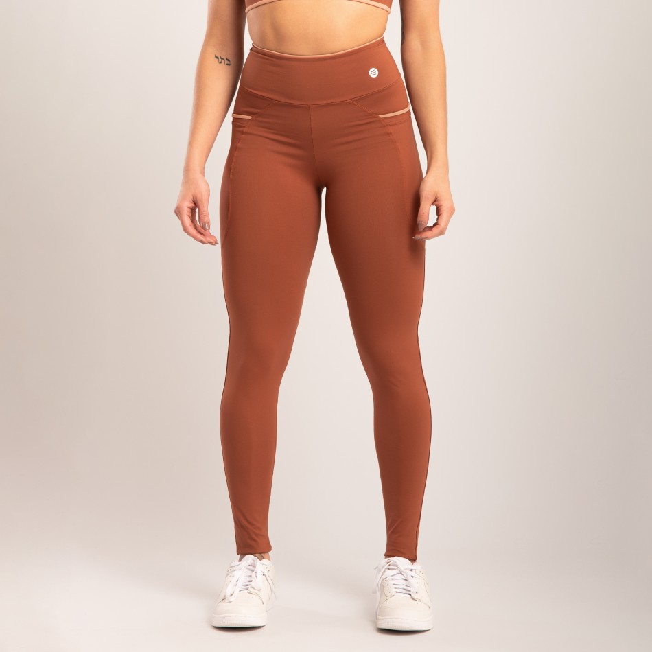 Calça Legging  Marrom Claro com  Bolso e Detalhe Nude