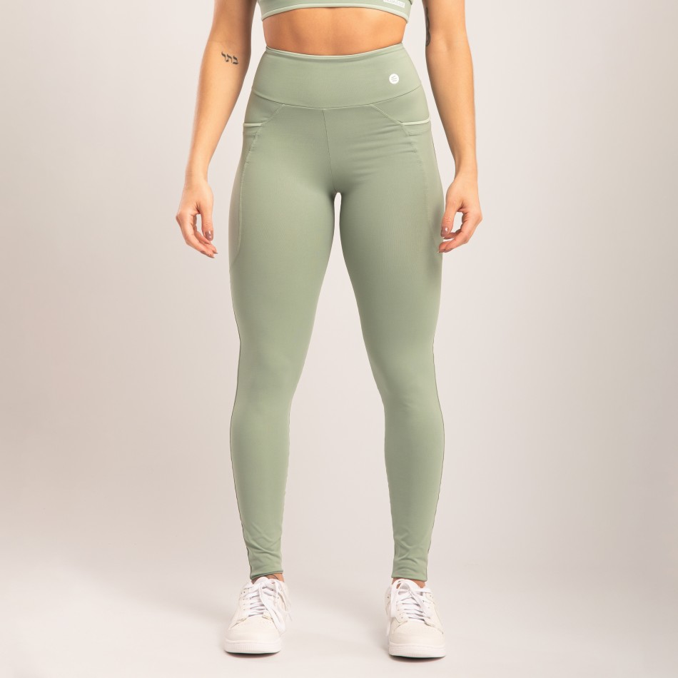 Calça Legging Verde Chá com Bolso e Detalhe Verde Aloe