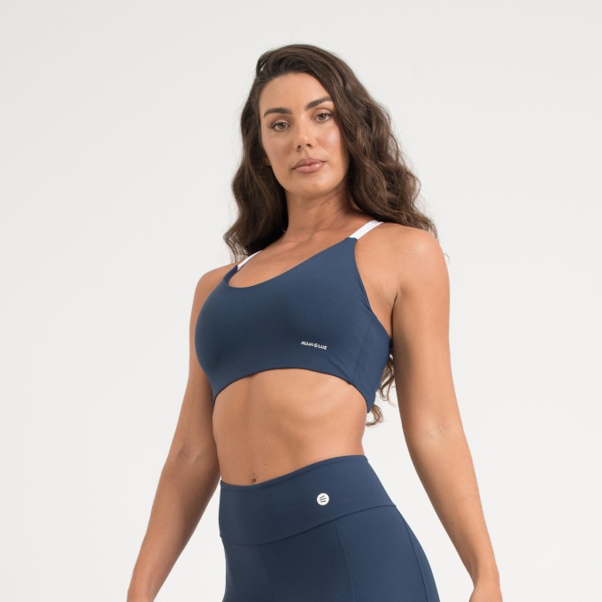 Top Azul Marinho com Alças Brancas