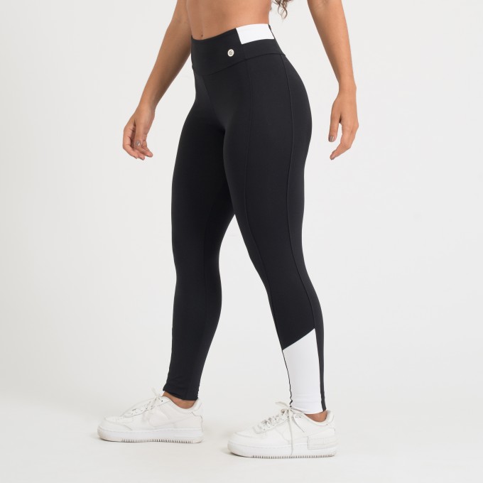 Calça Legging Preta e Branca