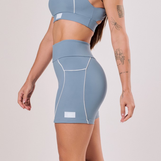 Short com Bolso Azul Acinzentado com Friso Off White