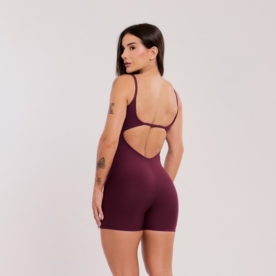 Macaquinho Básico Sem Costura Vinho Rubi