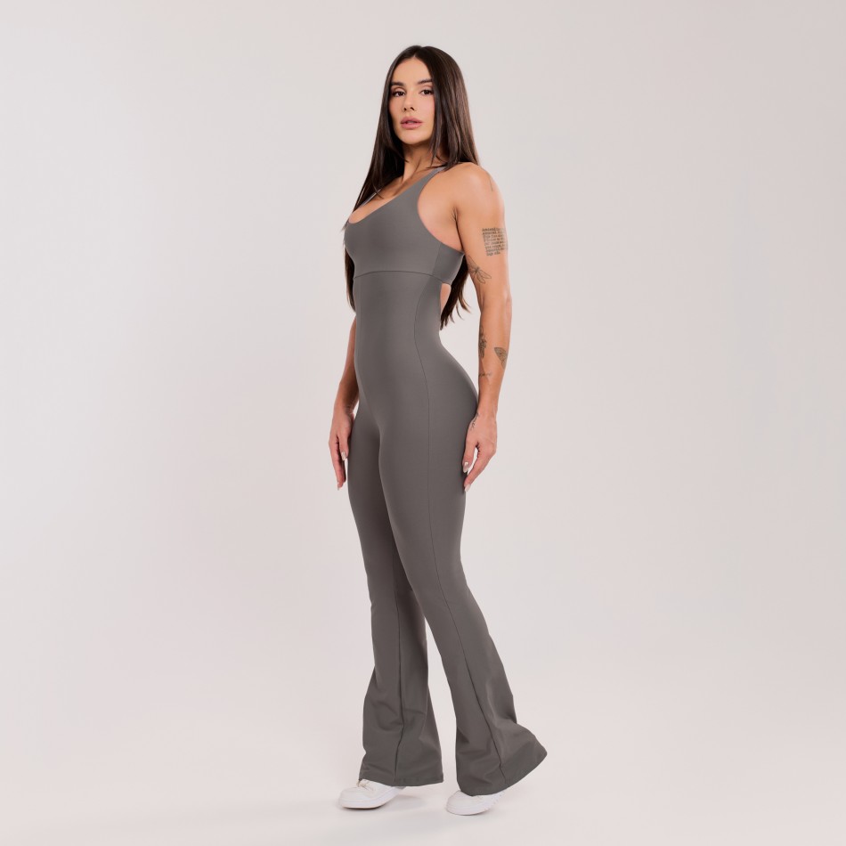 Macacão Flare Cinza Urbano