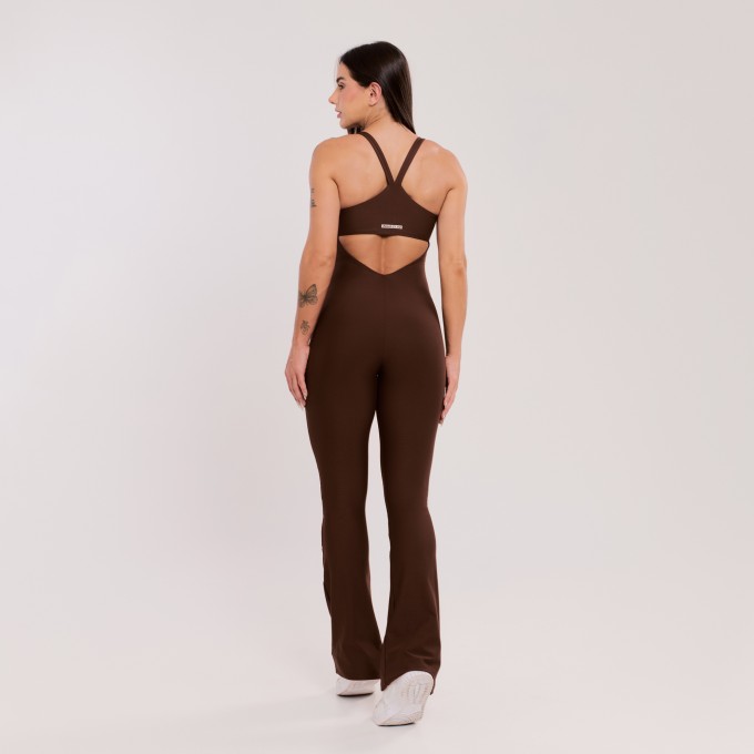 Macacão Flare Marrom Escuro