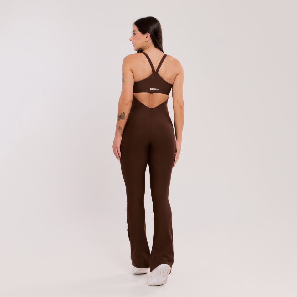 Macacão Flare Marrom Escuro