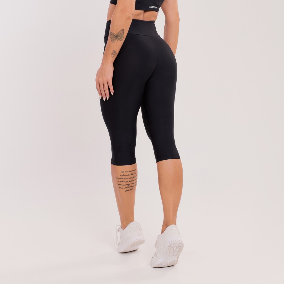 Calça Legging Corsário Básica Preta