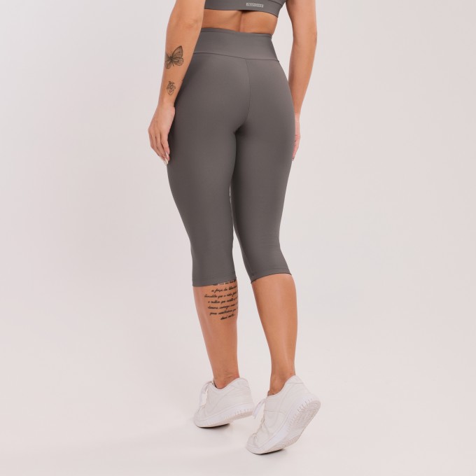 Calça Legging Corsário Básica Cinza Urbano