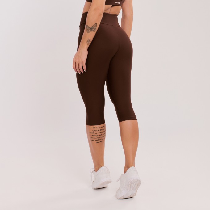 Calça Legging Corsário Básica Marrom Escuro