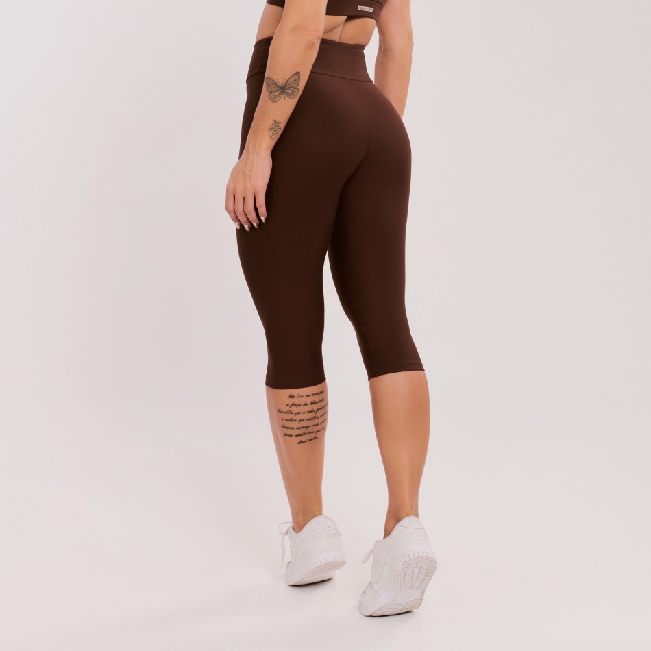 Calça Legging Corsário Básica Marrom Escuro