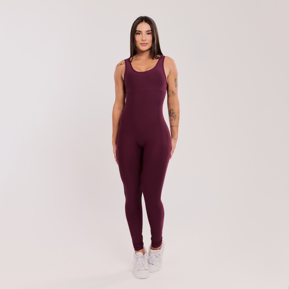 Macacão Básico com Alças Largas Vinho Rubi