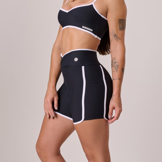 Short com Bolso Sem Costura Preto com Branco