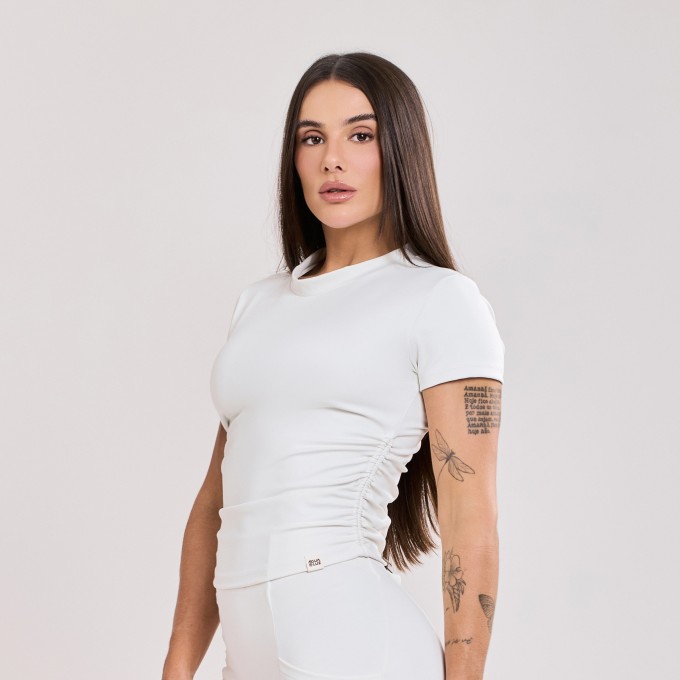 Blusa Manga Curta com detalhe Drapeado Off White
