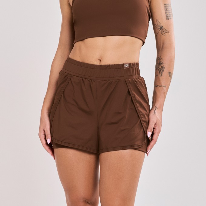 Short Soltinho duplo com Bolsos Internos Marrom Cacau