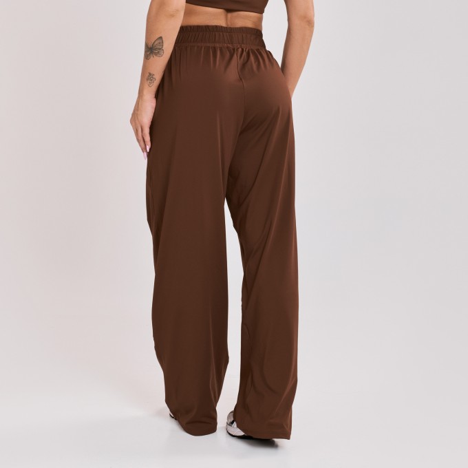 Calça Wide Leg Esportiva com Bolso Marrom Cacau