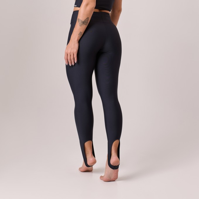 Calça Legging Fuso de Pezinho Preta