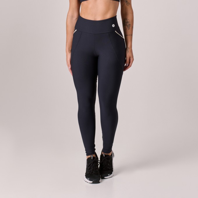 Calça Legging com Bolso Preta e Detalhe Bege
