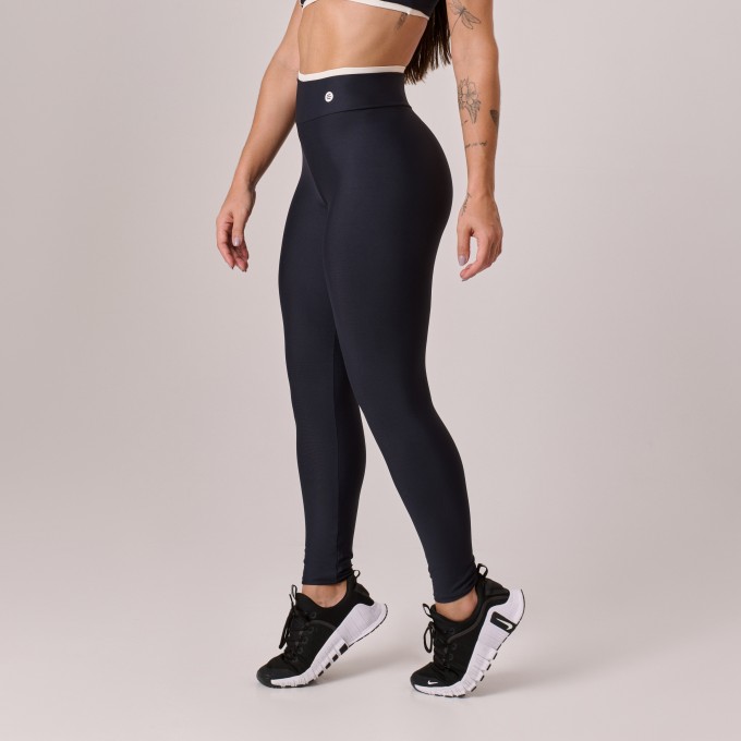 Calça legging Preta com Borda Off  White