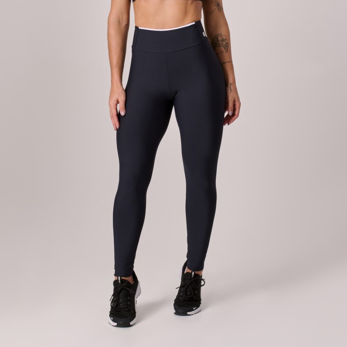 Calça Legging Preta com Detalhe Branco