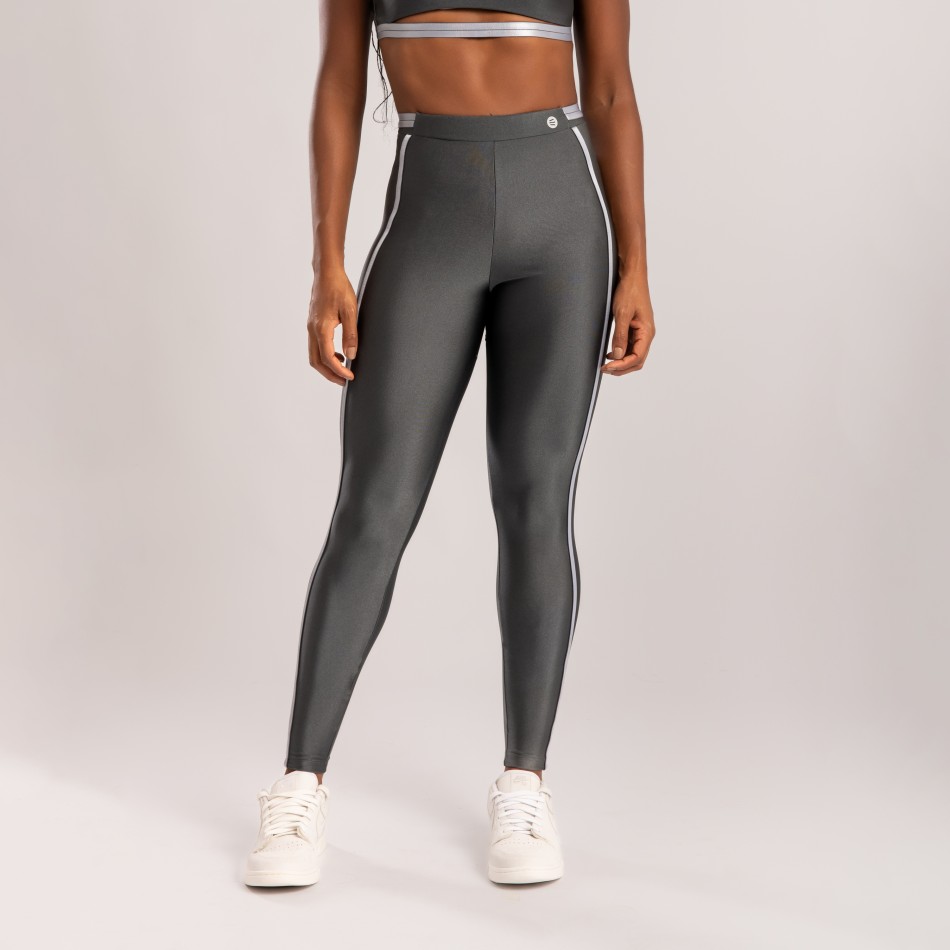 Calça Legging Cinza Chumbo com Detalhe em Elástico