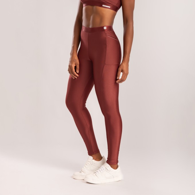 Calça Legging com Bolso e Detalhe em Elástico Marsala