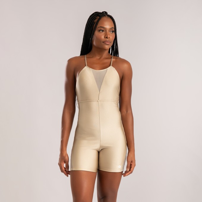 Macaquinho Areia com Detalhe Tule