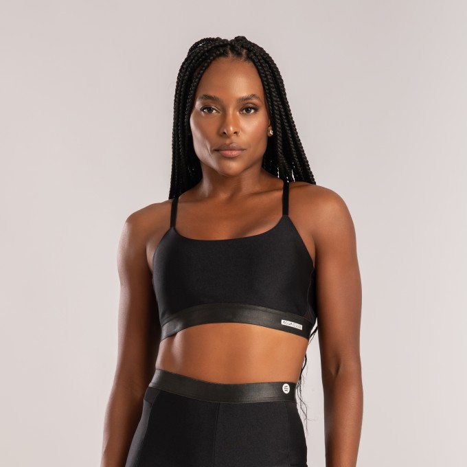 Top Camiseta  Preto com Detalhe Tule